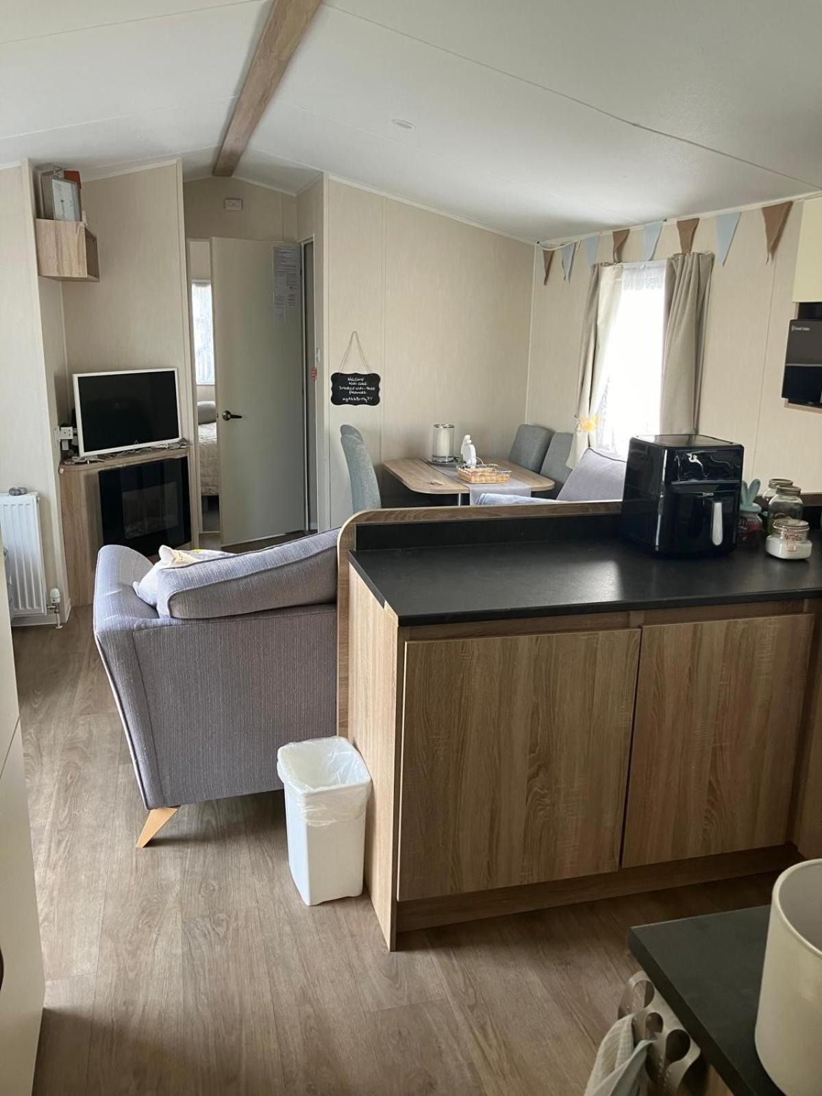 The Hideaway Cabin Seasalter ภายนอก รูปภาพ